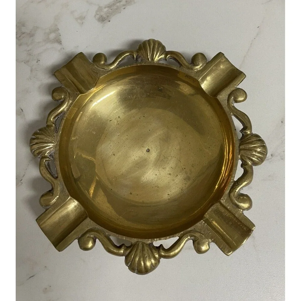 Vintage Heavy Brass Ashtray Cigar Tray Shell Design India‎ 7.5
